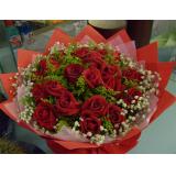 鲜花:红玫瑰19枝，米兰，满天星，手揉纸包装