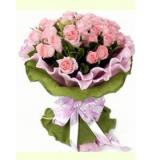 鲜花:6支粉色香水百合，黄莺点缀，绿色纱网圆形包装，此花需预定
