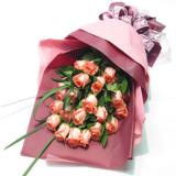 鲜花:19枝红玫瑰，外围绿叶 卷边纸高档包装；