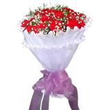 鲜花:红玫瑰11枝，情人草，紫色手揉纸包装，黄色丝带束扎。