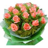 鲜花:11枝红玫瑰，1枝多头白香水百合，绿叶搭配，高档包装