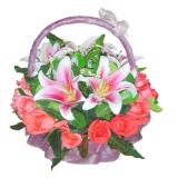 鲜花:花篮:中间5朵粉香水百合+配叶+外圈粉色玫瑰16枝+手提花篮