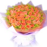 鲜花:33枝红玫瑰+粉色的勿忘我+绿叶+皱纹纸圆形包装