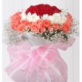 鲜花:19枝粉色玫瑰,粉色包装纸瀑布形包装
